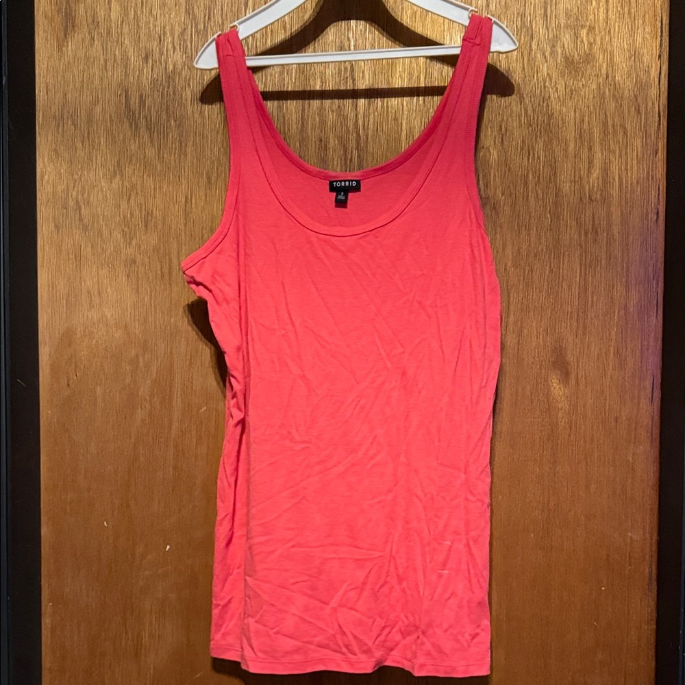 torrid Sleeveless Scoop Tank in Coral